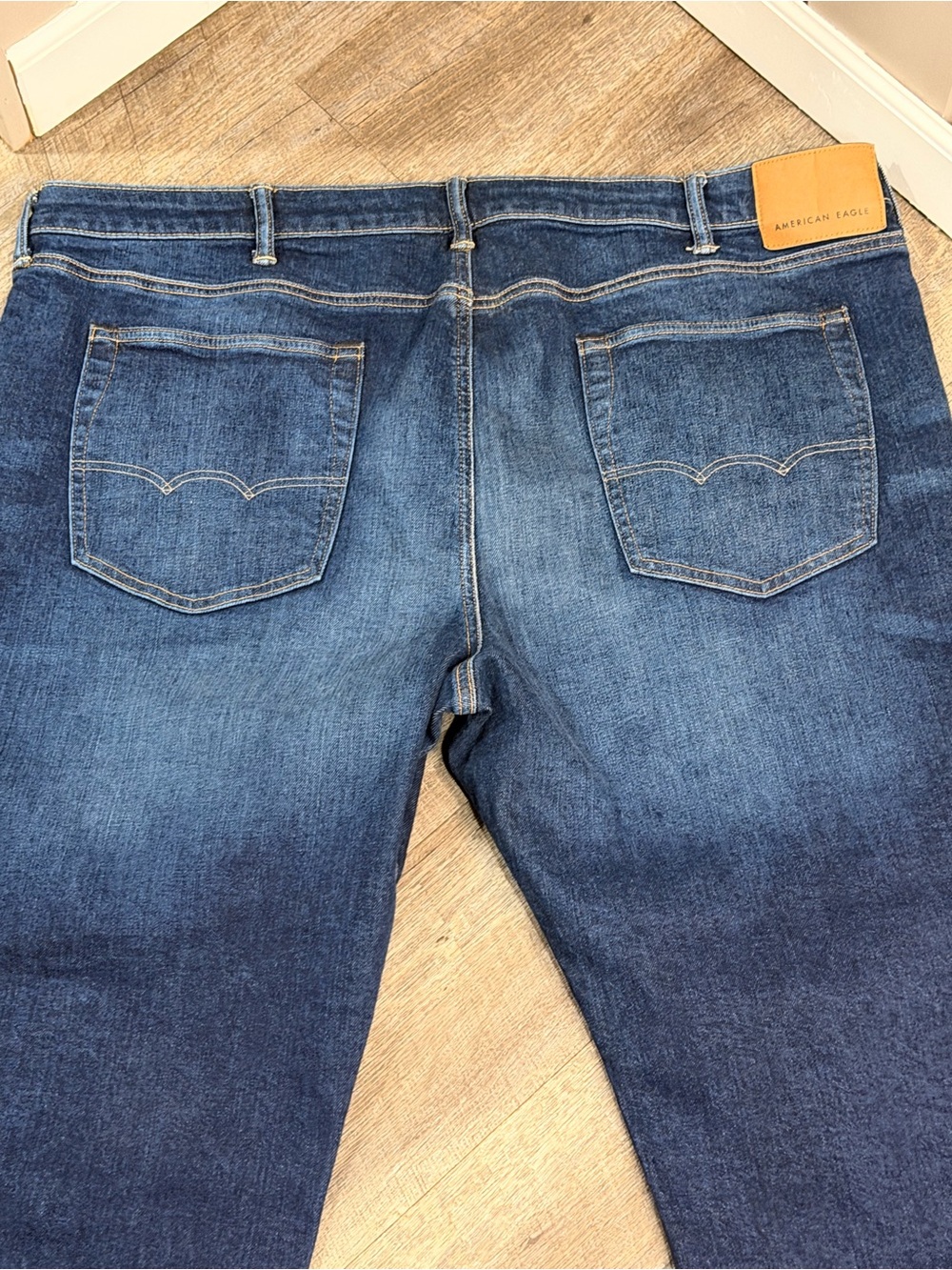 American Eagle Outfitters Men’s Indigo Slim Straight Jeans - Picture 11 of 13